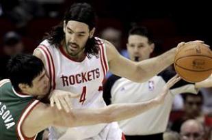 Scola volvi a brillar en Houston