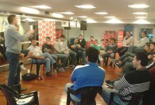 La AdJ emiti� un comunicado oficial