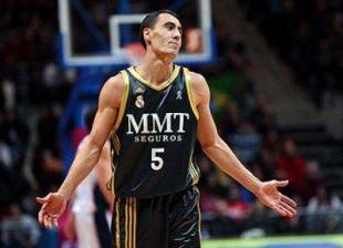 Doble-doble de Prigioni en la victoria del Real Madrid