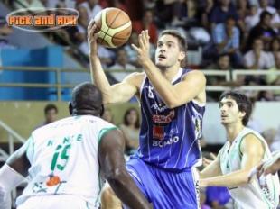 Pe�a venci� a Atenas y sue�a con el 1