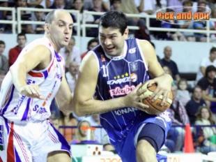 Pe�arol arrasa de a r�fagas