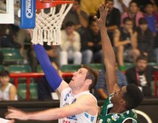 Pearol, de la mano de Nocioni y Campazzo