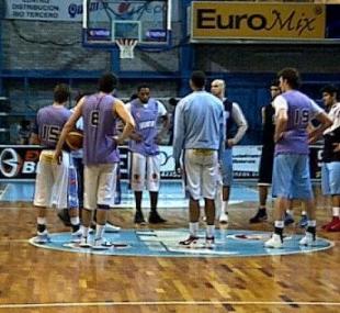 Robert Honsbry ya se entren� en Nueve