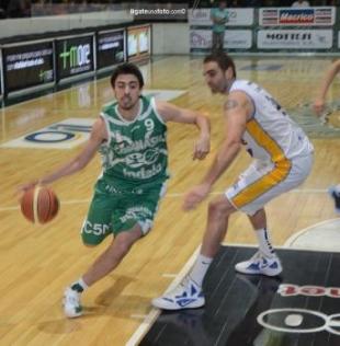 Gimnasia gole�, gust� y hundi� m�s a Obras