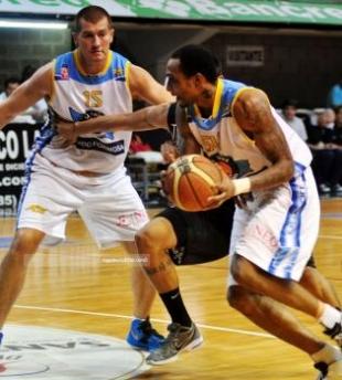 La Uni�n da el golpe que buscaba