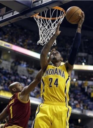 De la mano de George, los Pacers de Scola siguen invictos