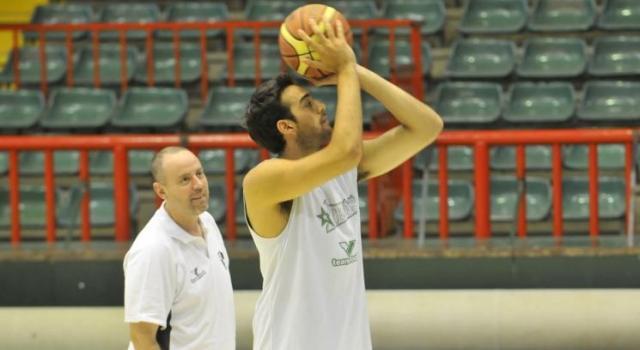 Felo L�baque: �El juego no se condec�a con el plantel�