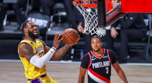 Lakers le puso el moo a la serie