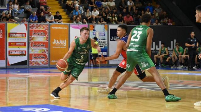 Norte: Barrio Parque firme en el lote de punteros