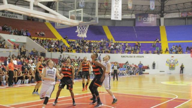 Baha Basket cay ante Flamengo