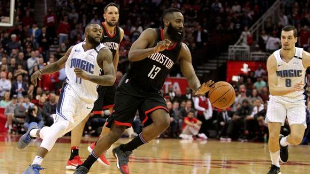 Harden hace historia, Warriors sin respuestas