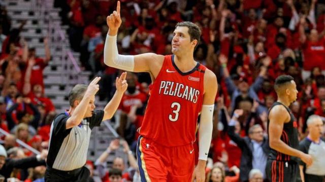 Gasol y Mirotic, con nuevos equipos en el cierre del mercado