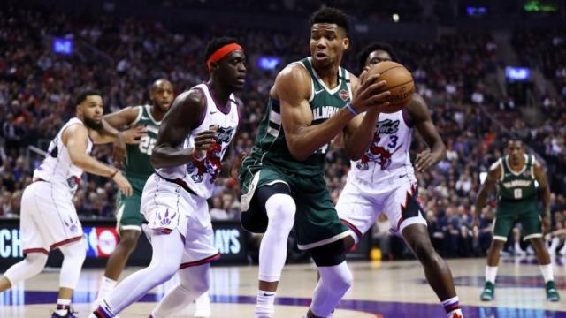 Los Bucks le mostraron su potencial a los Raptors