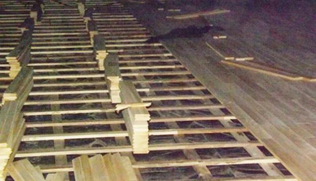 Ciclista cambi� el piso del gimnasio