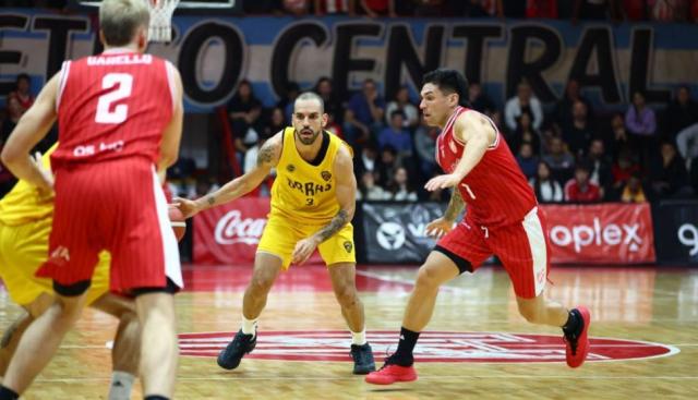Obras se queda con un partidazo y lidera la serie