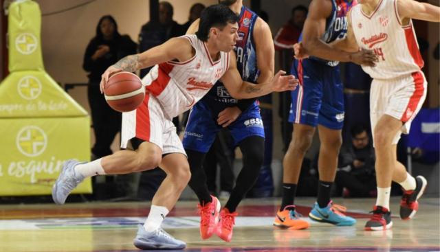 Quimsa se meti� en semis