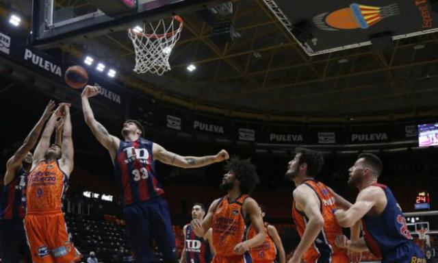 Barcelona sigue como escolta, Baskonia cerr una semana negra