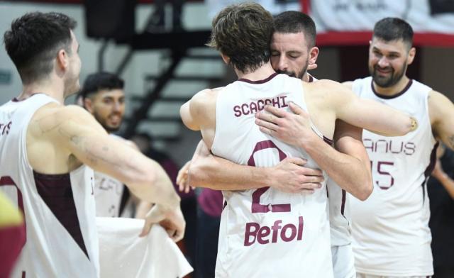 Lanús cerró la serie, Viedma dominó de local