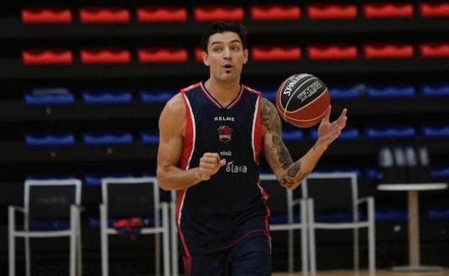 Delfino reforzar a Baskonia