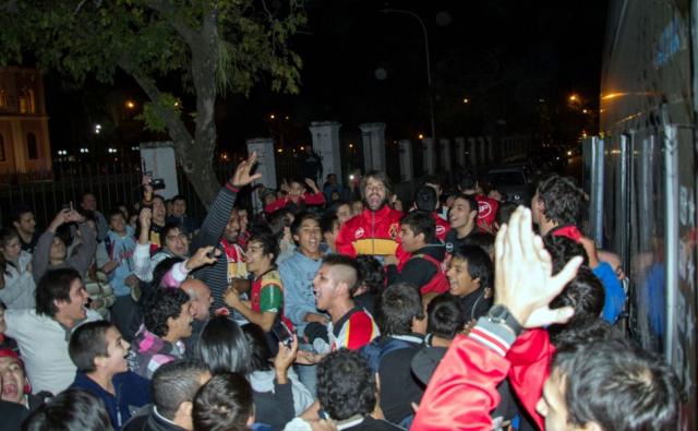 San Mart�n festej� junto a sus simpatizantes