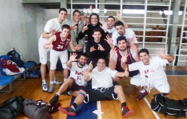 Una lluvia de goles, le dio un nuevo campeonato a Mataderos Oilers