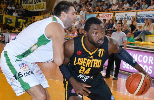 Lee Roberts se fue de Libertad