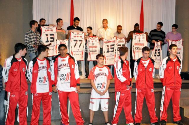 Quilmes present� el plantel y la indumentaria