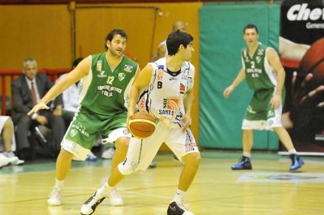 Ol�mpico pis� fuerte en C�rdoba y sigue imparable