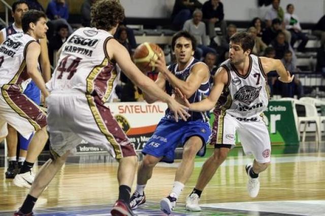 Con lujos defendi� su invicto