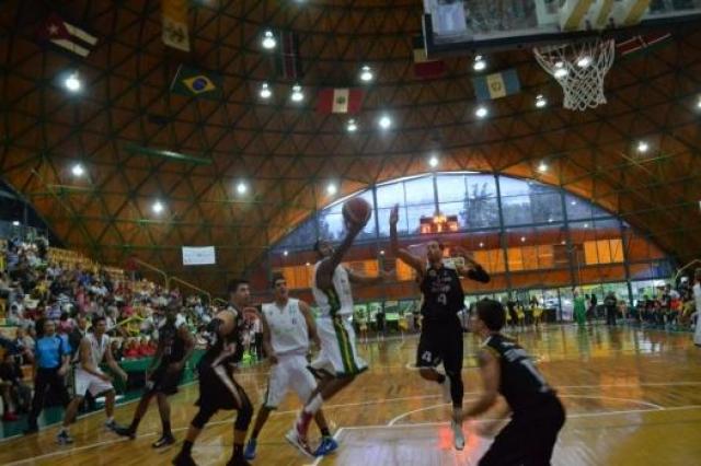 La Uni�n de Formosa modelo 2013