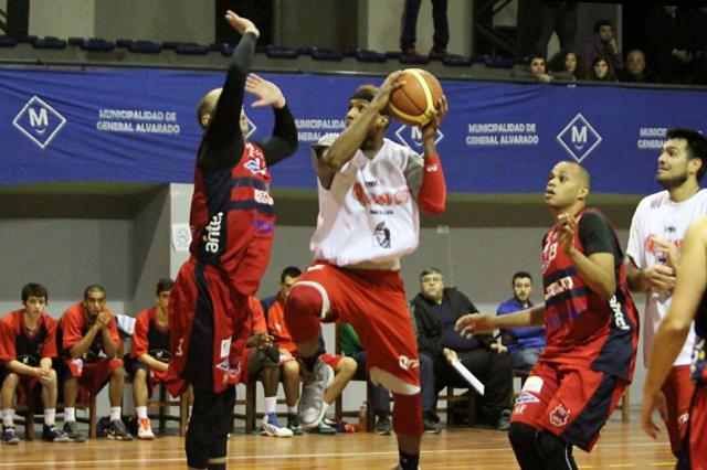 Victoria Tricolor en Miramar