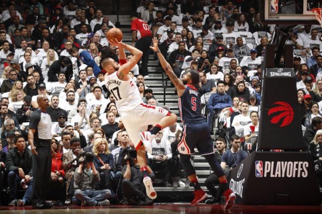 Raptors y Celtics clausuraron la casa