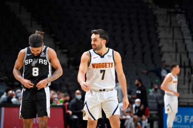 Spurs le puso fin a la racha de Nuggets