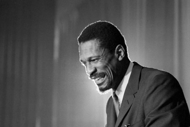 Muere Bill Russell, uno de los primeros grandes astros de la NBA