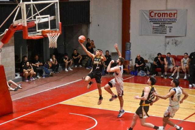 Villa San Mart�n se rob� la local�a con un triunfazo en La Rioja