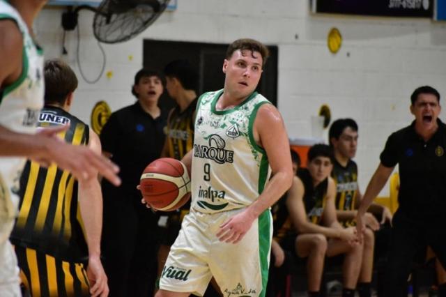 Comunicaciones reaccion� a tiempo y forz� un cuarto juego