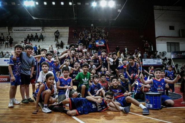 Villa San Mart�n se puso match-point