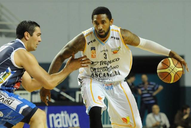 Echag�e contrat� a Josimar Ayarza