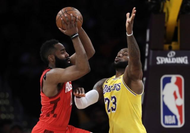 Lakers se llev la primera final