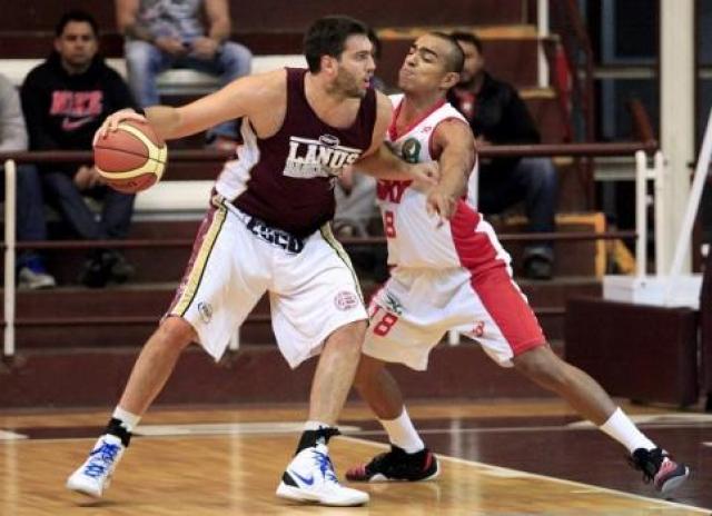 Lan�s cay� 76-57 ante Sky Cear�