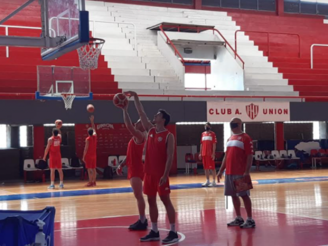 Unin de Santa Fe inici sus entrenamientos