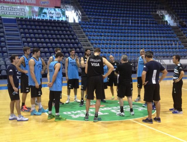 Argentina, con Leo Gutirrez, se entren en el Pionir Arena