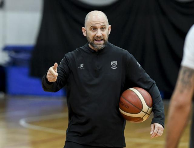 Ramella es el nuevo entrenador de Regatas