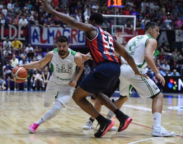 El tren abri la estacin Boedo