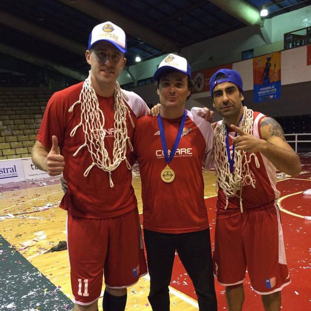 De la mano de Córdoba, Valdivia gritó campeón