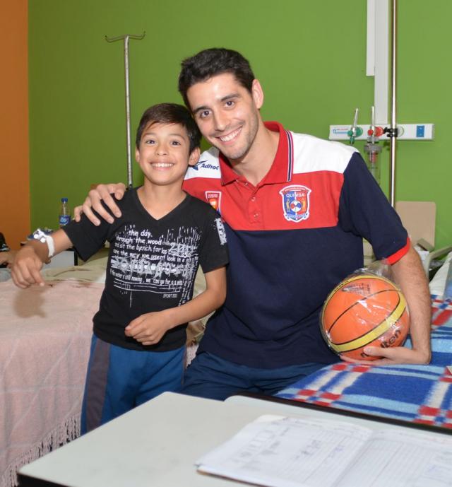 Los finalistas del S�per 8, unidos por los chicos